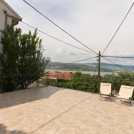 Ferienhaus Holiday Chill Trogir